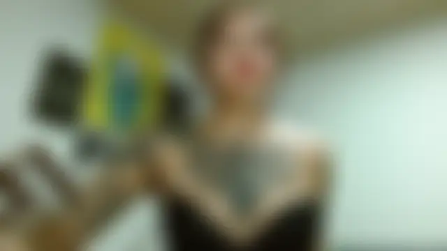 ZoeBakers_'s Live XXX Chat