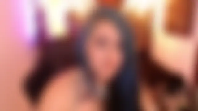 scarleth_blue's Webcam Show