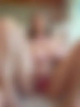 Pokazy przed kamerką – ellaxxstar