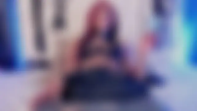 Strella_ferrera Show in webcam