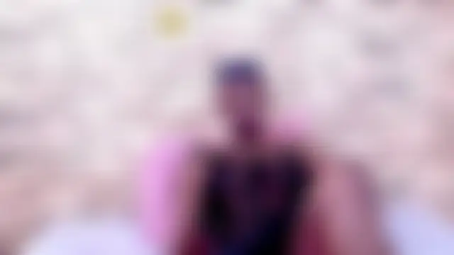 EbonyOlive69 Show in webcam