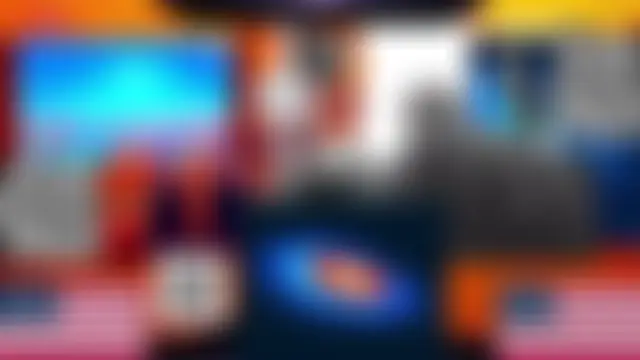 عرض كام RussellTaylorLacy