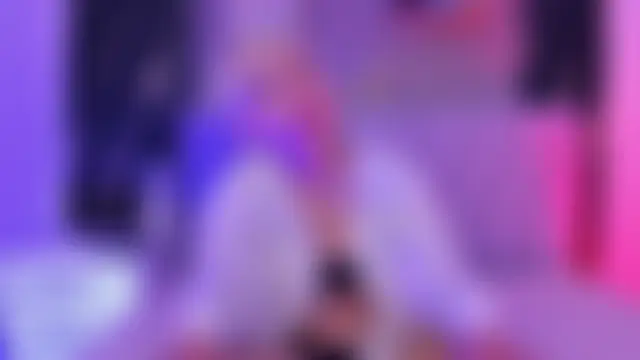 חדר צ'אט בשידור חי של tefi_meow_