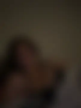 הופעת סקס קאם בשידור חי של Ivysplayroom