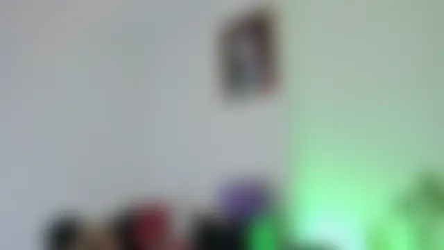 חדר צ'אט בשידור חי של psychodoll_11