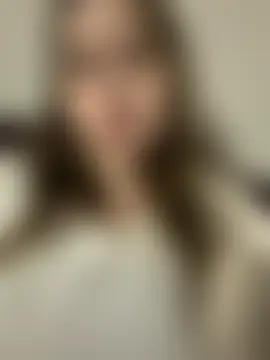 HornyGirlH: διαδικτυακό σόου στην κάμερα