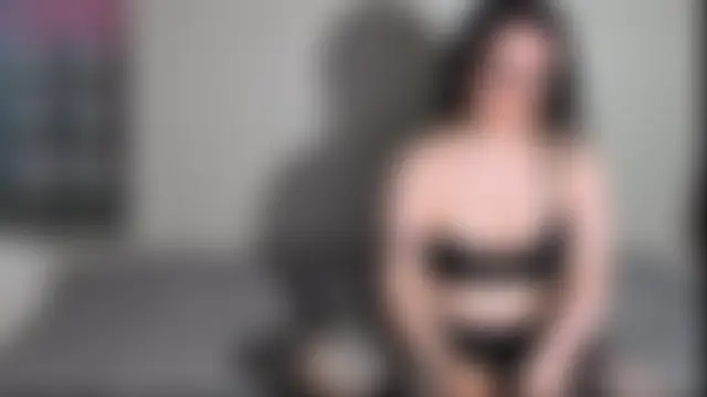 Tinasun4's Live XXX Chat
