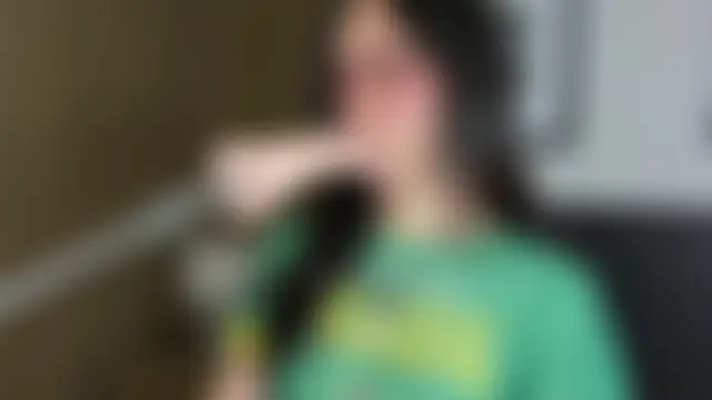 חדר צ'אט בשידור חי של doll_bella_
