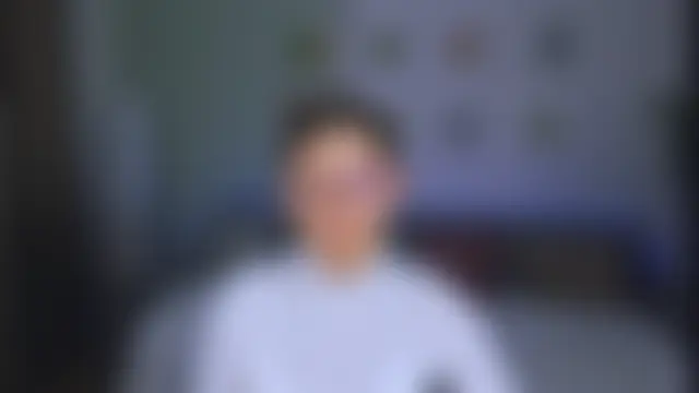 חדר צ'אט בשידור חי של AnnaThorne