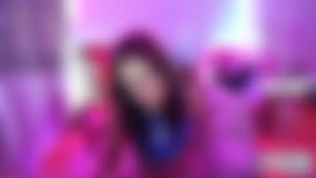 Chatroom XXX en direct de Lily_Viola