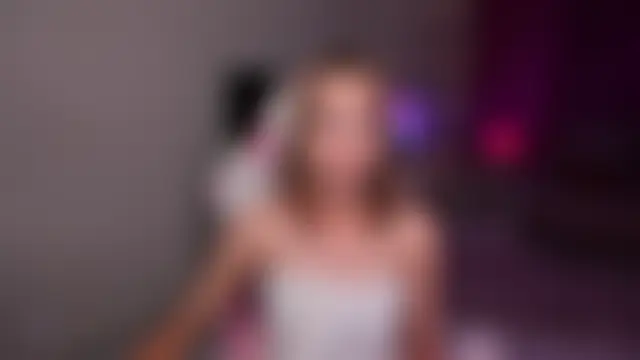 EllaCurtis Adlı Modelin Canlı XXX Sohbeti