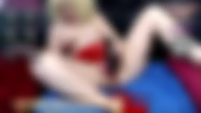 AnoukCavin Show in webcam