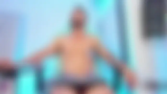 عرض كام HardenedDad