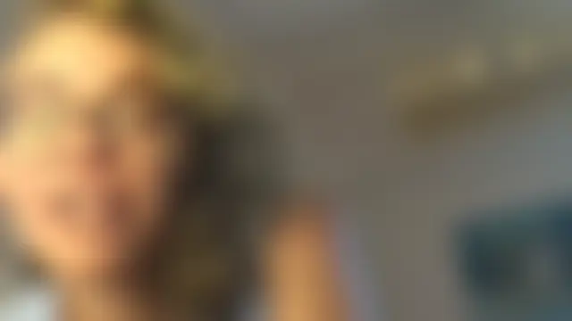 Ju-Hot Show in webcam