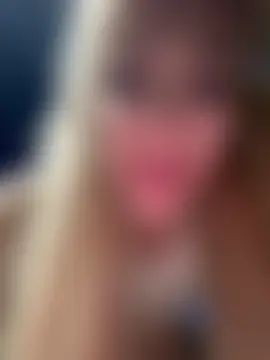 AlyssaFoxx_ 网络视讯表演
