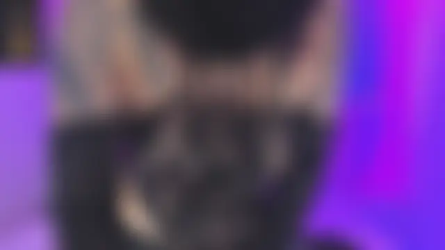 Nayla-Mouna Live chatroom
