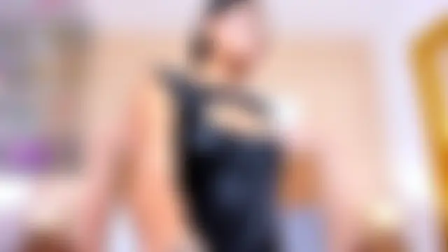 غرفة دردشة CristalLoren المباشرة