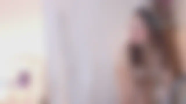liz_merchan чат на живо