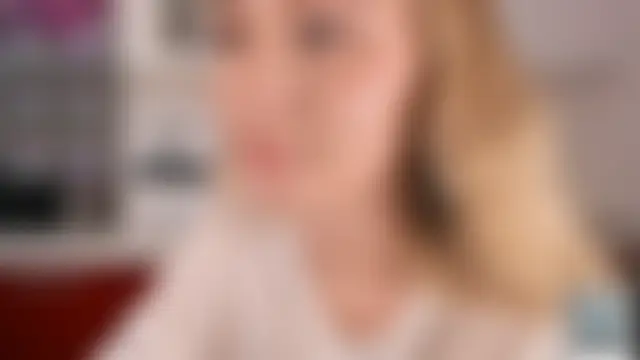 LivyyBossom Adlı Modelin Canlı Sohbet Odası