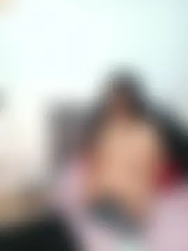 חדר צ'אט בשידור חי של lucia_vonne_