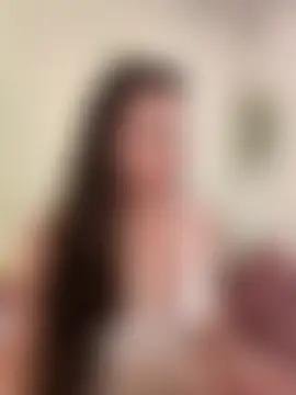 Amelia_Rouse's Live Chat Room
