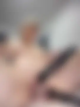 Chat soba uživo modela slutgold