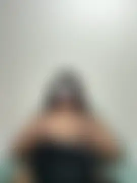 cherrybr01's Live Chat Room