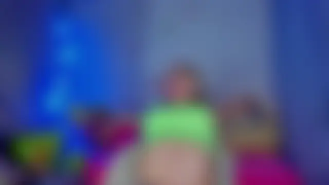 YourLizzyDoll লাইভ চ্যাট রুম