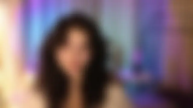 lollyy_pop's Live Chat Room