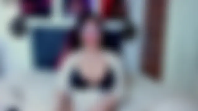 kyliejenner_hot's Live Chat Room