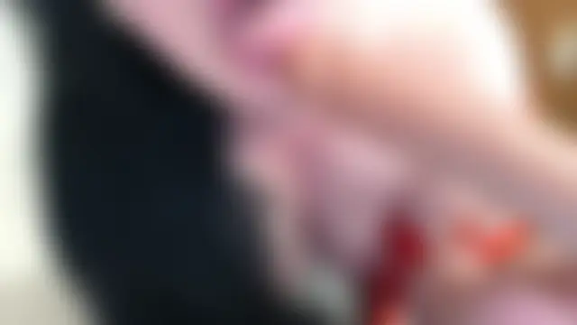 غرفة دردشة JullieMilf المباشرة
