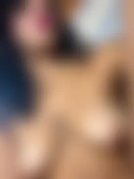غرفة دردشة Miily_0 المباشرة