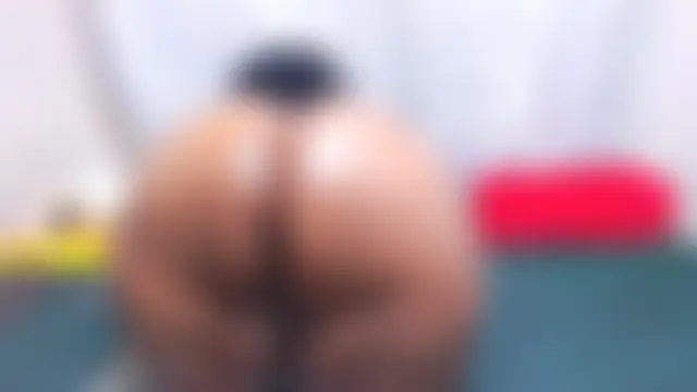 חדר צ'אט בשידור חי של MatureBootyBabe4Uxx