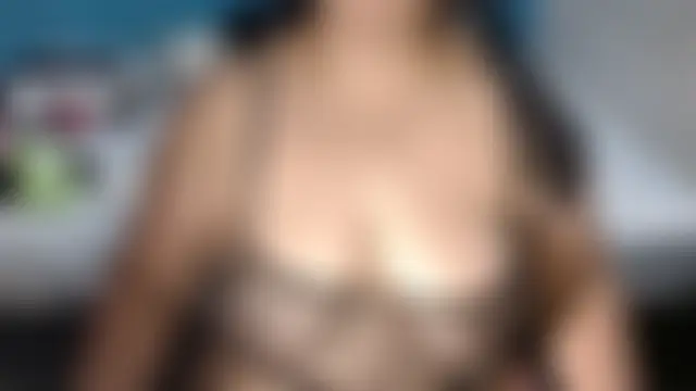 SamiBoobsxx's Live Chat Room