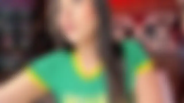 Miah_Palacio লাইভ চ্যাট রুম