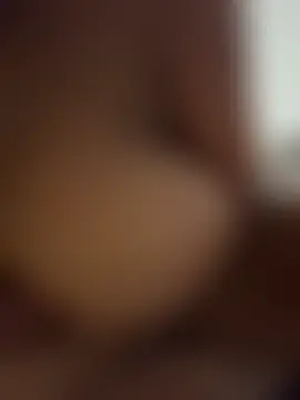 -Myca- Adlı Modelin Canlı Sohbet Odası