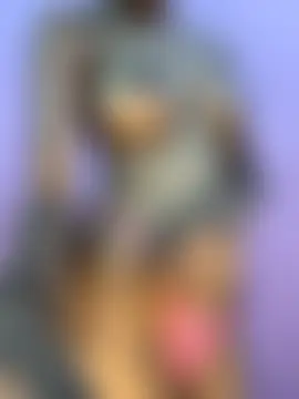 חדר צ'אט בשידור חי של Small_Titss