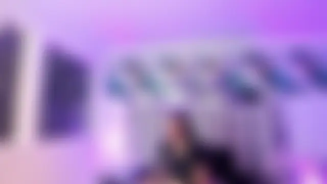 IsaDiiaz's Live Chat Room