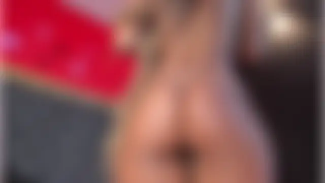 Živá chatovací místnost YayaHilton