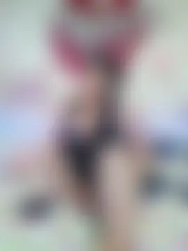 celeste_hotty élő chatszobája