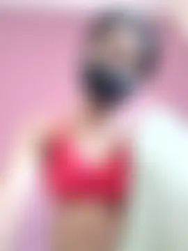 Radhika_Lovely Adlı Modelin Canlı Sohbet Odası