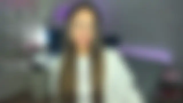 Sala de chat ao vivo de KarolinaHaley