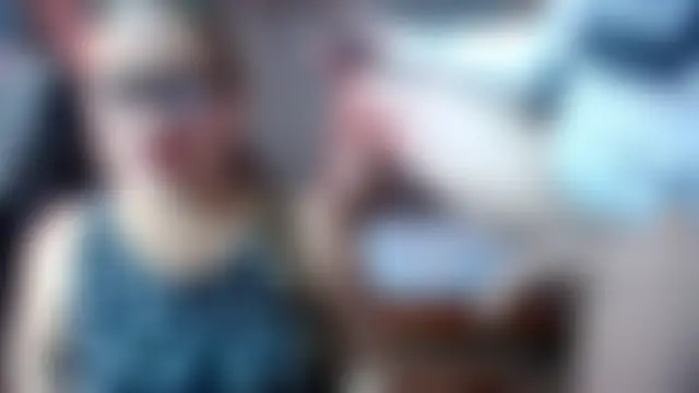 MOTHER_AND_SON09: δωμάτιο απευθείας συνομιλίας