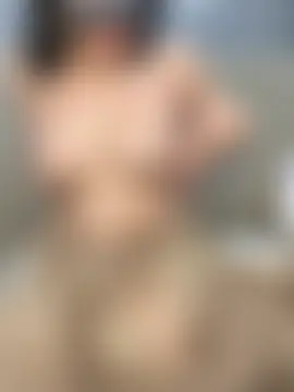 חדר צ'אט בשידור חי של escape_with_me