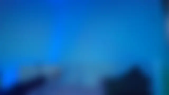 MicheyyAdam élő chatszobája