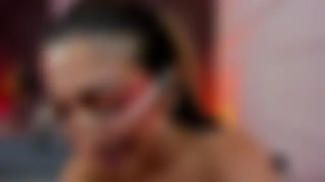 Gabrielakassi Adlı Modelin Canlı Sohbet Odası