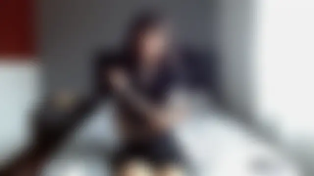 غرفة دردشة Emilia_1995 المباشرة