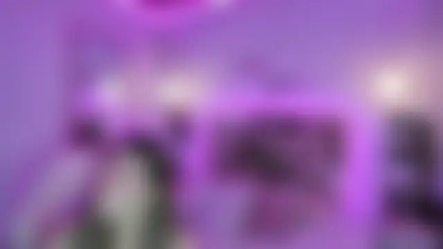 Karly_moon élő chatszobája