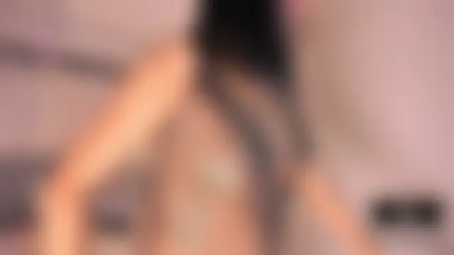 Chat soba uživo modela valentina_Noa