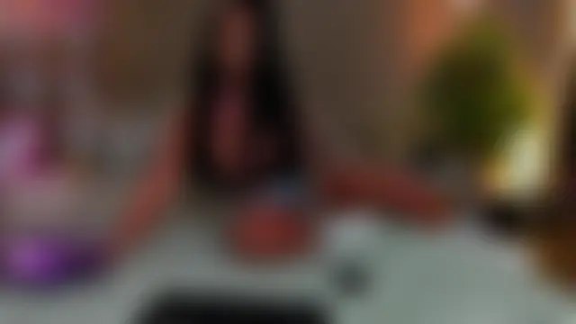 Sierra_Quinn Adlı Modelin Canlı Sohbet Odası
